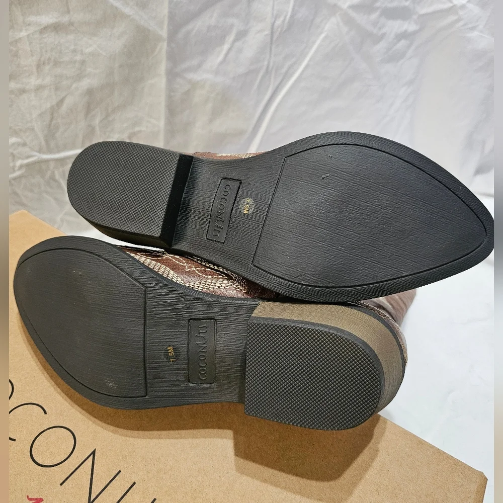 NIB Coconuts by Matisse Brown Boots - Picture 10 of 12